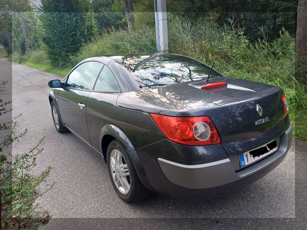 Renault Mégane Cabrio 1.6 - 16V - 2004, Auto's, Renault, Cabriolet, Handgeschakeld, Particulier, 83 kW