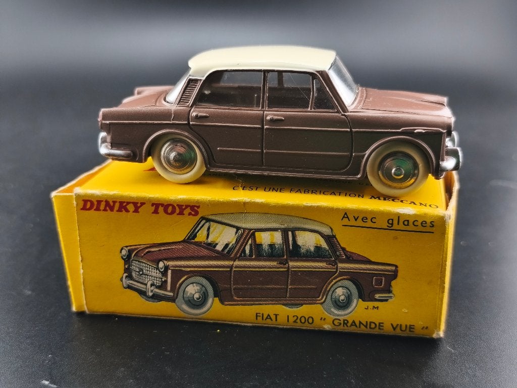 DINKY TOYS FRANCE FIAT GRANDE VUE REF 531, Enlèvement ou Envoi, Comme neuf, Voiture, Dinky Toys