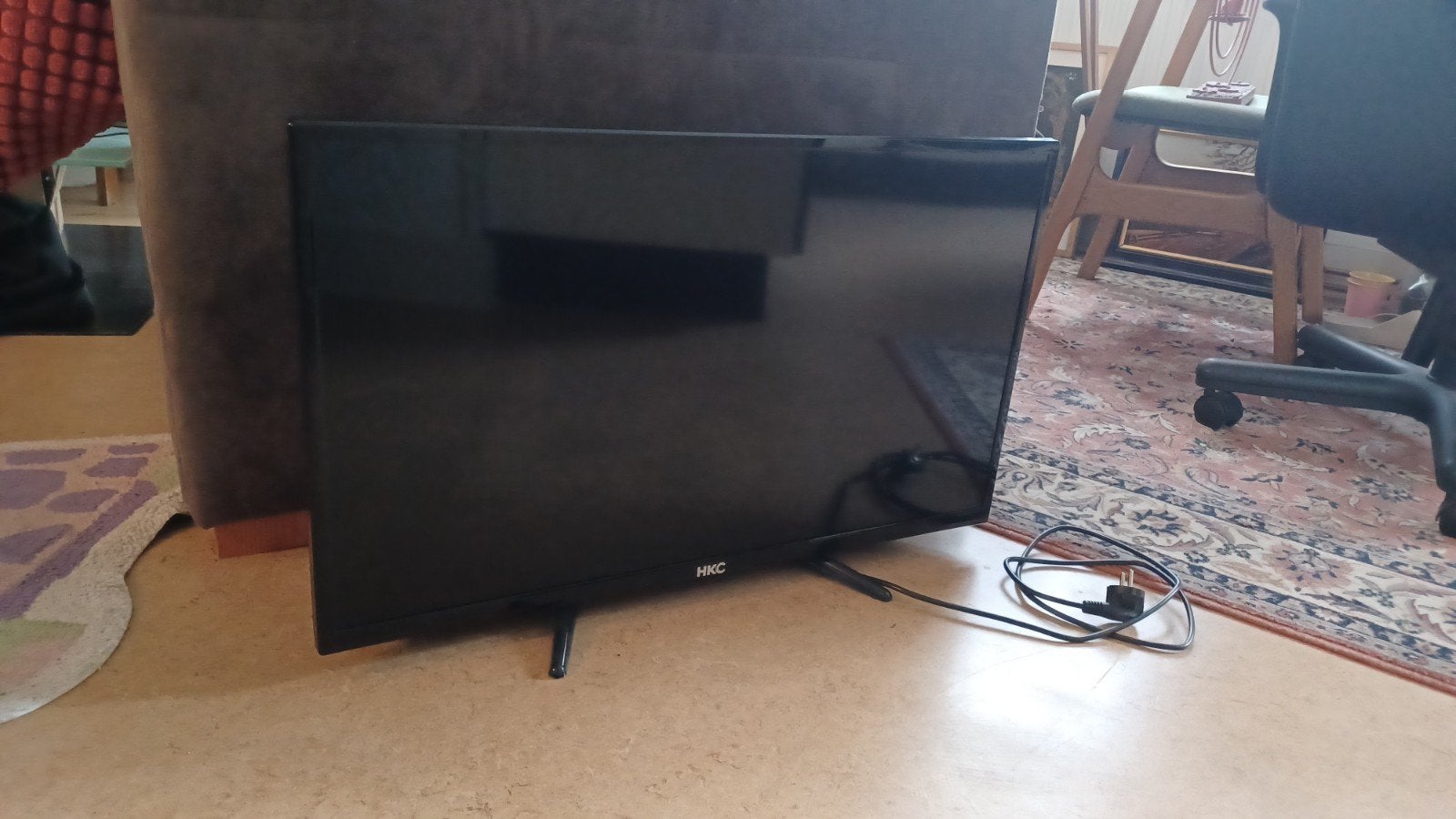 HKC 32" LED TV, Audio, Tv en Foto, Ophalen, LED