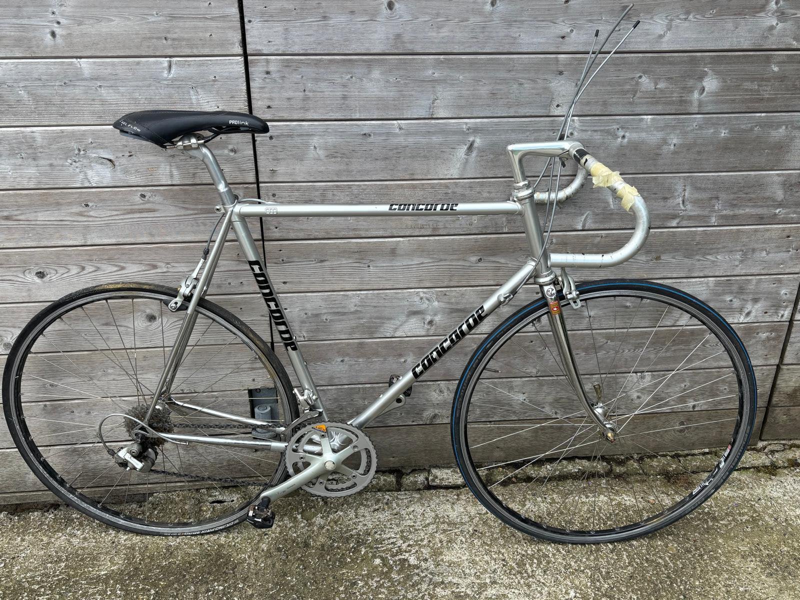 Koersfiets Concorde, stalen kader 60 cm hoog, Vélos & Vélomoteurs, Vélos | Vélos de course, Enlèvement, Comme neuf