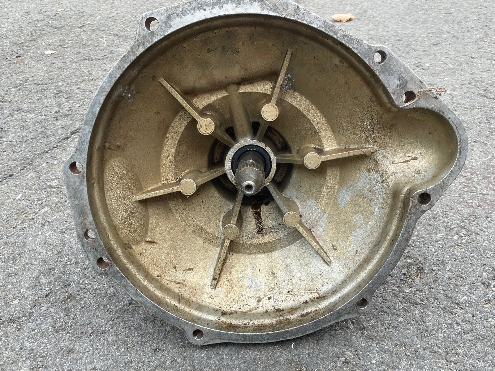 Vliegwiel behuizing volvo penta, Ophalen, Gebruikt, Motor en Techniek, Motorboot