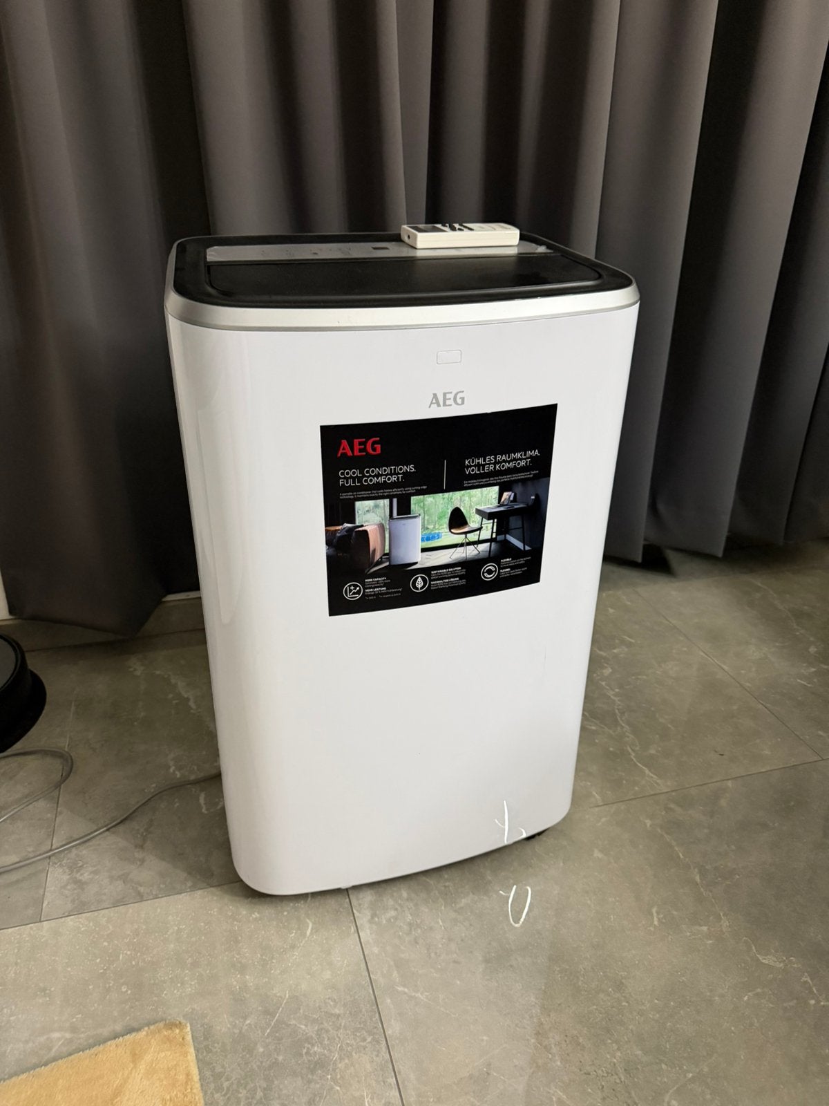 Mobiele airco AEG 12.000btu, Enlèvement, Comme neuf, Climatiseur mobile, Télécommande