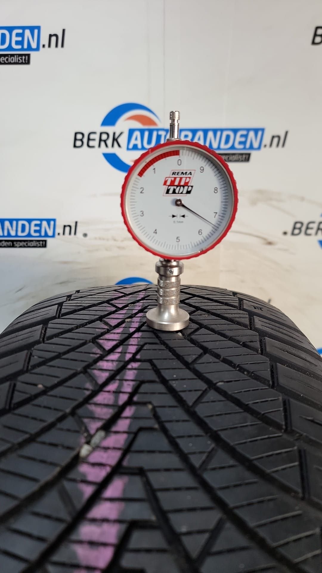 2x Kumho Solus 4S HA32 235/60 R17 106V 235/60/17 2356017 (pr, 4 Saisons, Véhicule de tourisme, -, -