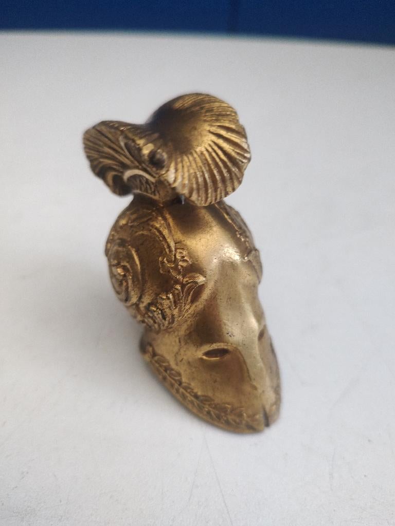 Griekse miniatuur helm in brons, Verzenden