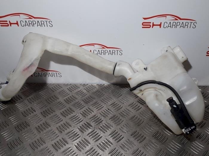 Ruitensproeiertank voor van een Peugeot 208, Gebruikt, -, -, Ophalen of Verzenden