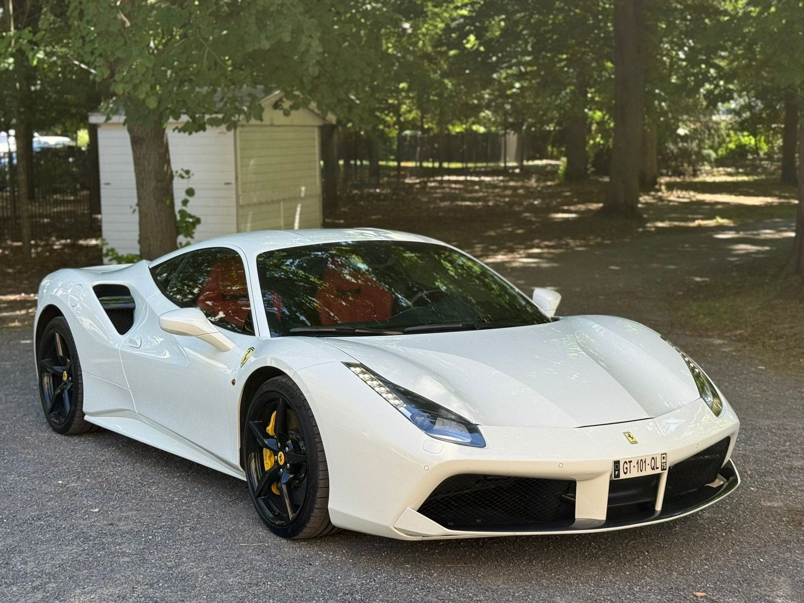 FERRARI 488 GTB 3.9i V8 670CH LIFT CARBON, Autos, Achat, Particulier, Essence