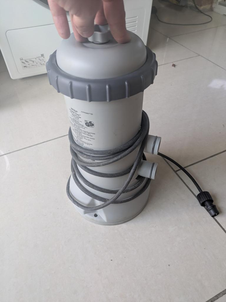Intex zwembadpomp. 5 m3/uur, Ophalen, Zo goed als nieuw, Filter