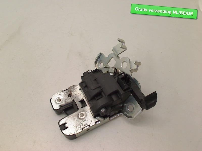 ACHTERKLEPSLOT Volkswagen Jetta IV (162 / 16A) (5C6827505D), Gebruikt, Achterklep, Volkswagen, Volkswagen AG