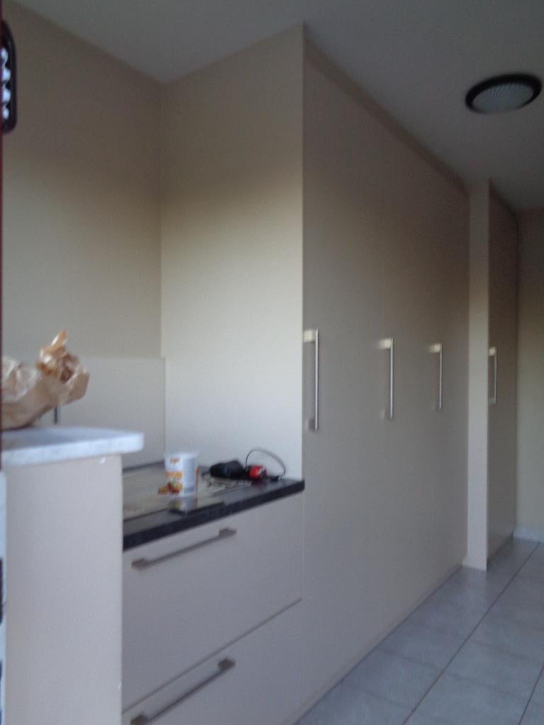 Kast Voor In De Berging Met Diverse Mogelijkheden, Enlèvement, Utilisé