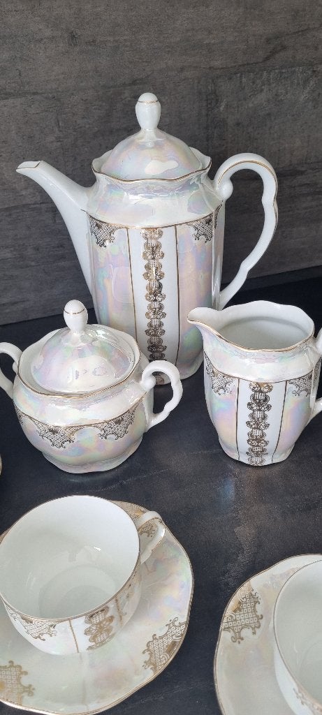 Koffieservies, Enlèvement