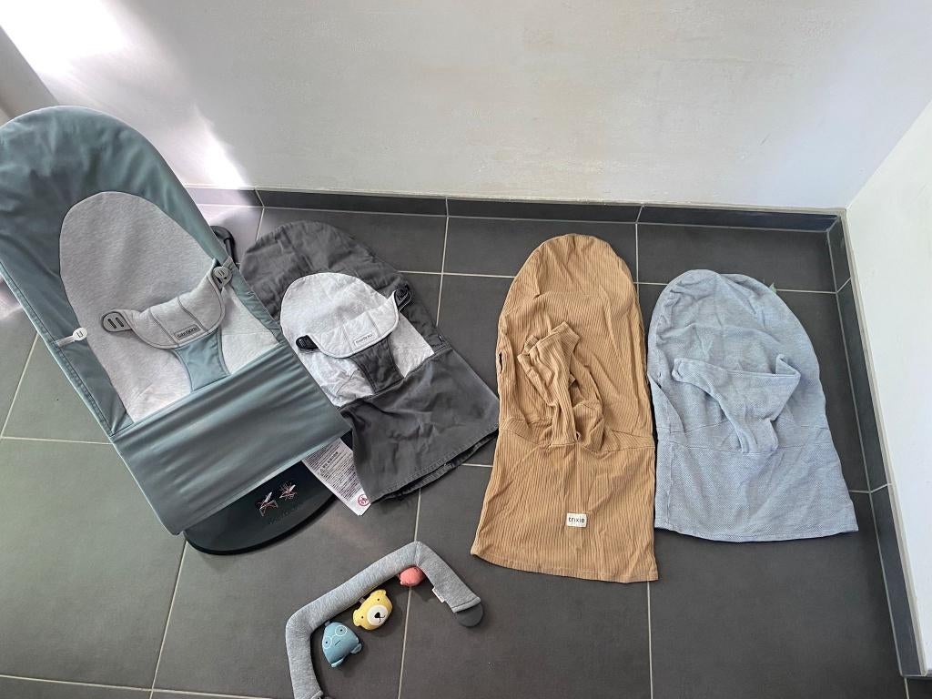 BabyBjorn wipper met extra hoezen en speelgoedje, Kinderen en Baby's, Wipstoeltjes, Ophalen, Gebruikt, Wipstoel