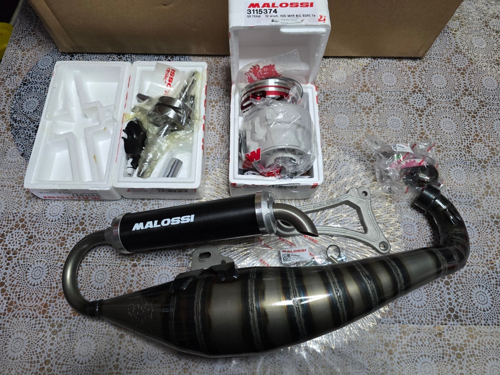 Set wedstrijdonderdelen voor mbk en Yamaha