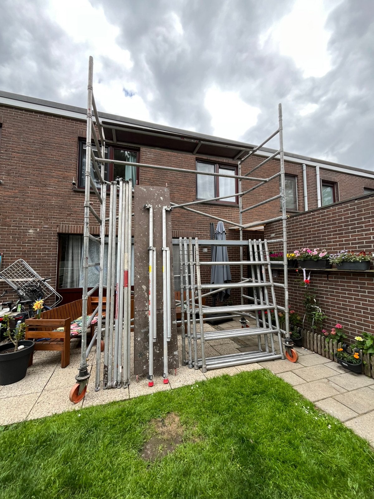 Stelling van aluminium, Doe-het-zelf en Bouw, Ophalen, Zo goed als nieuw