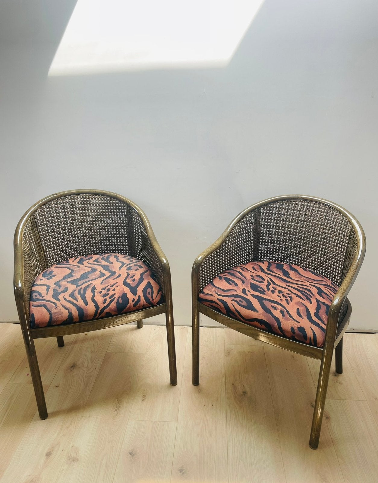 Rotan leopard stoelen twee stuks, Huis en Inrichting, Ophalen, Gebruikt, Twee