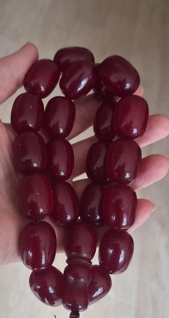 Antieke gemarmerde Cherry bakeliet  ketting/tesbih ,189 gram, Ophalen of Verzenden, Overige materialen, Ketting