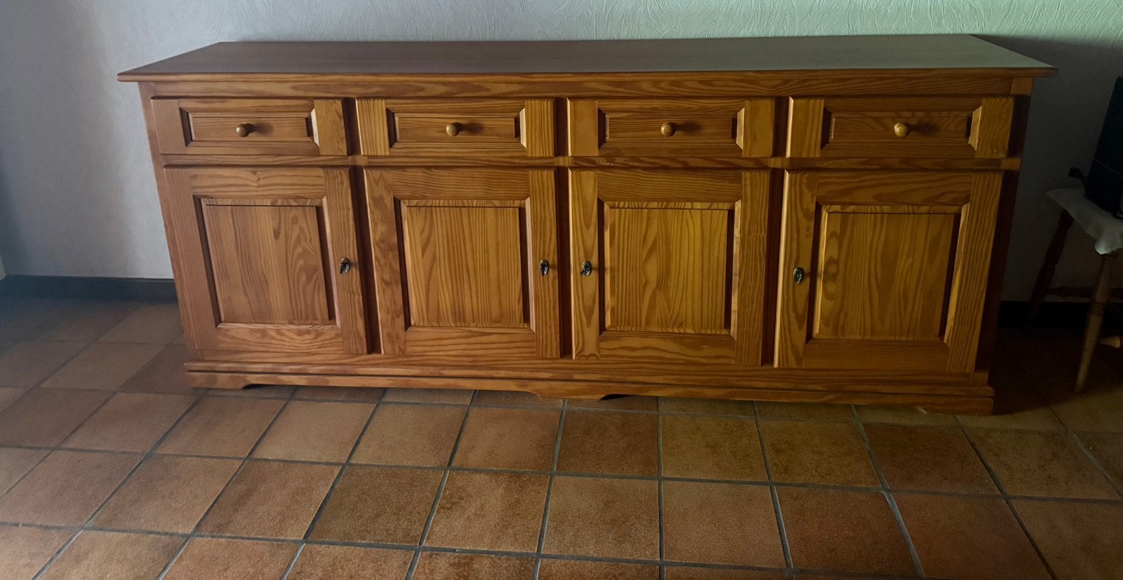 Houten dressoir, barkast, uitschuifbare tafel, spiegel, Ophalen, Zo goed als nieuw, Hout, Minder dan 4 stoelen