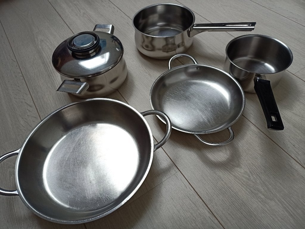 kookpotten en pannen, Ophalen, Inox