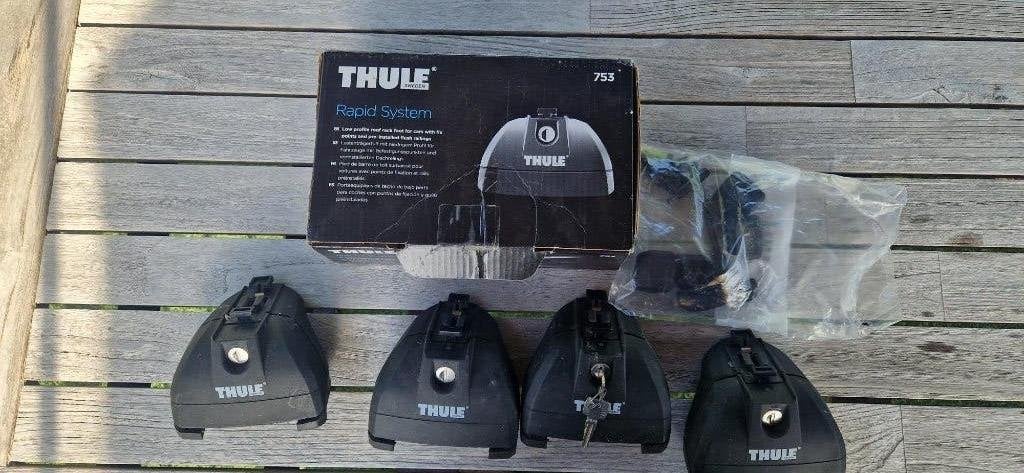 Thule 753 dakdrager voeten, Enlèvement, Comme neuf