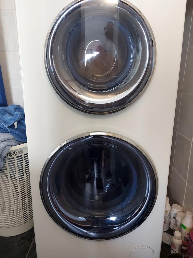 Dubbel wasmachine, Ophalen