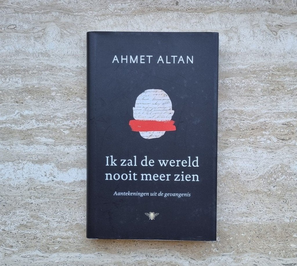 Ik zal de wereld nooit meer zien, Ahmet Altan vanuit de cel, Neuf, Société, Ahmet Altan, Envoi