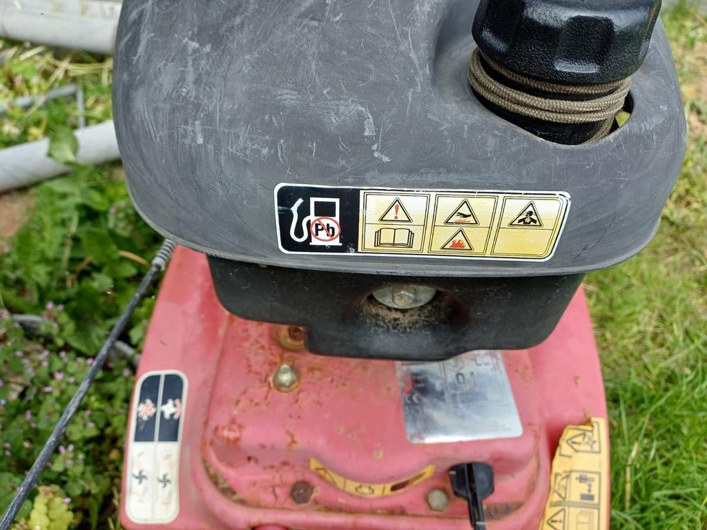 Hakfrees benzine, Ophalen, Benzine