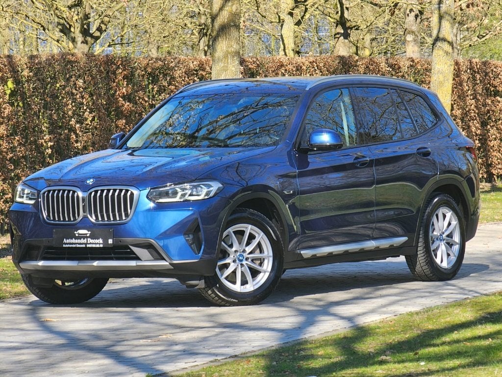 Bmw X3 2.0 Xdrive 30E FACELIFT | 360CAMERA | TREKHAAK, Automaat, 2000 kg, Blauw, Leder