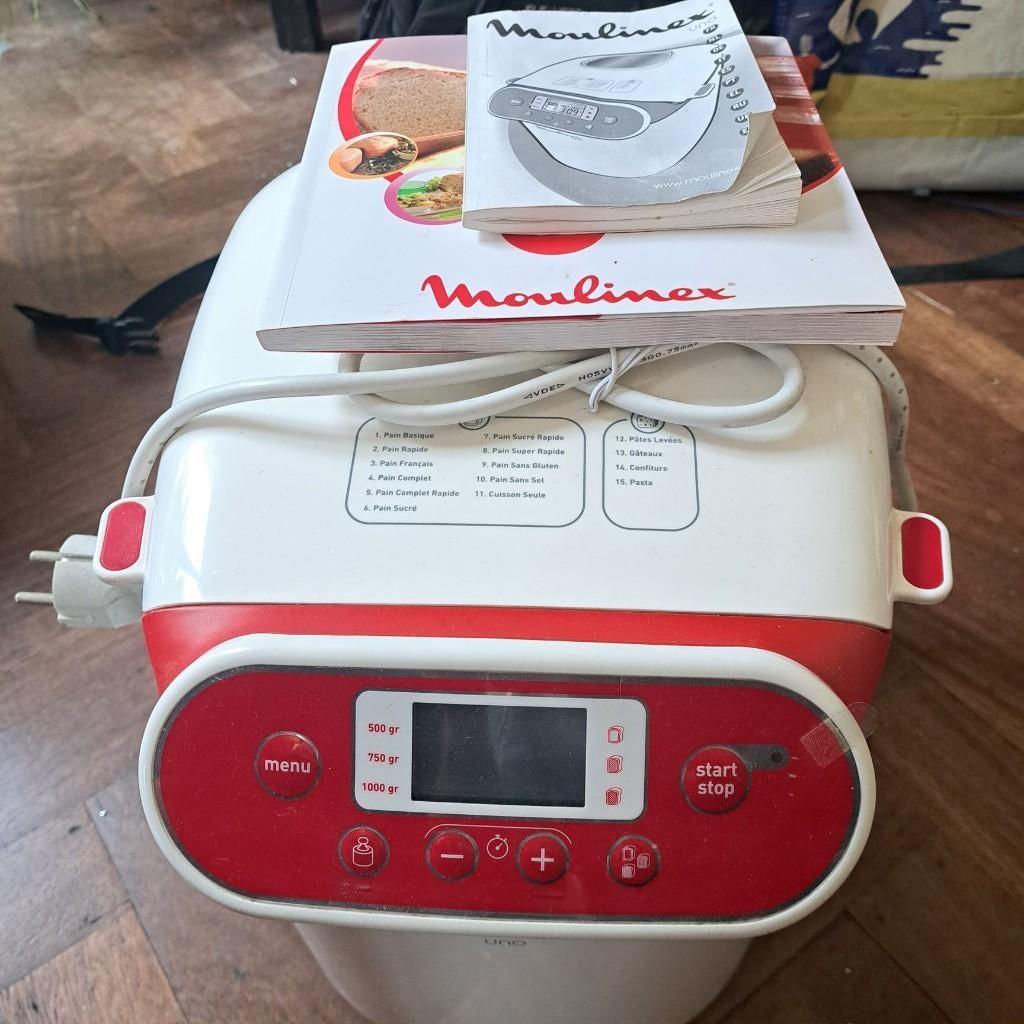 Machine à pain, Enlèvement ou Envoi, Comme neuf, Avec minuteur, Plus de 10 programmes