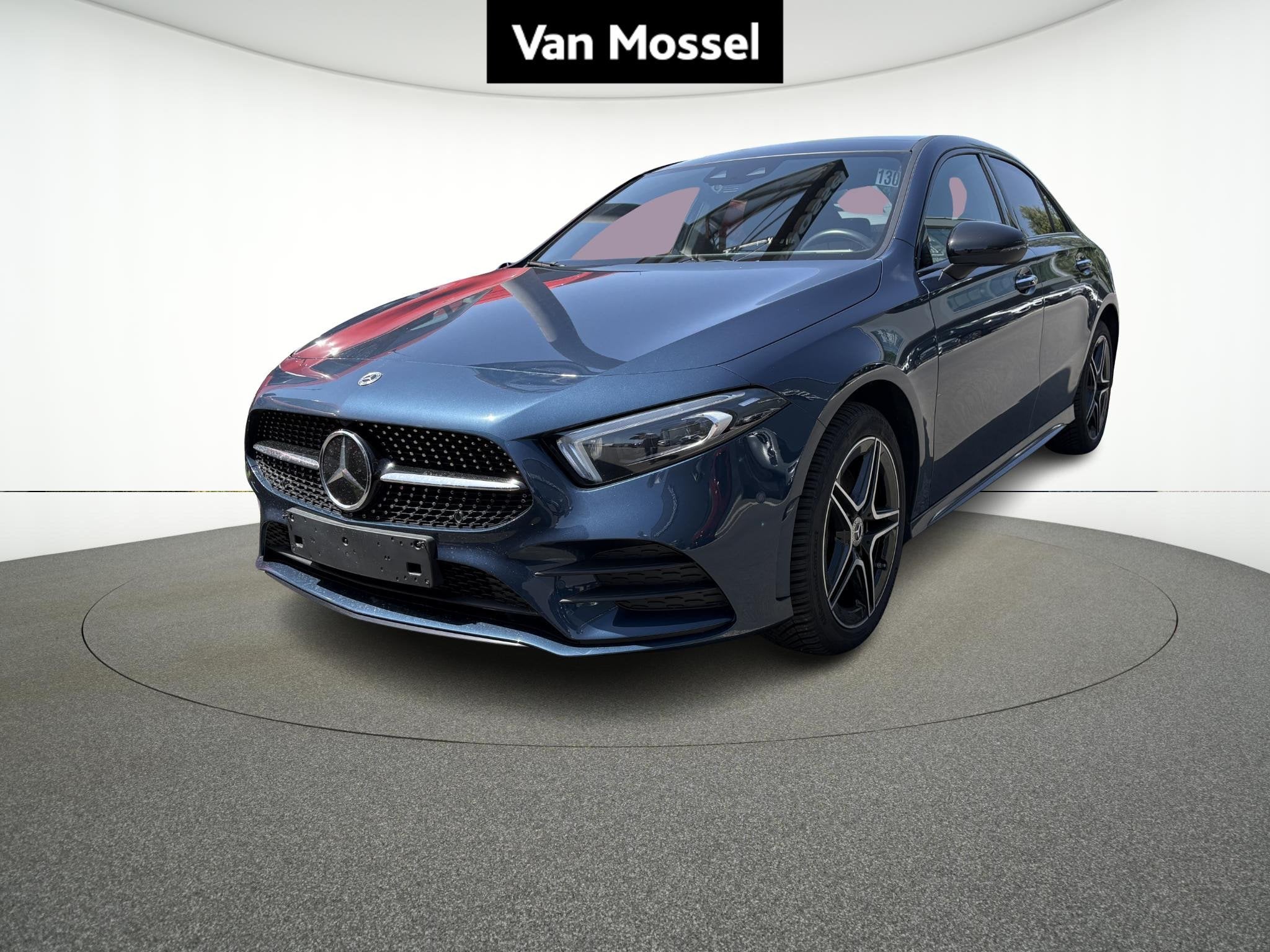 Mercedes-Benz A-Klasse 250 e AMG Line Berline + PREMIUM PLUS, Autos, Mercedes-Benz, 144 g/km, Achat, Entreprise, 16 kWh