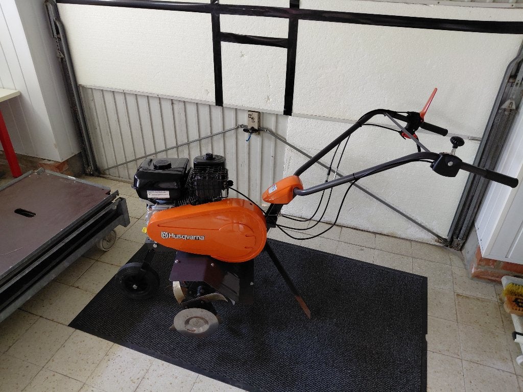 Husqvarna tuinfrees, Enlèvement, Coupeur de jardin