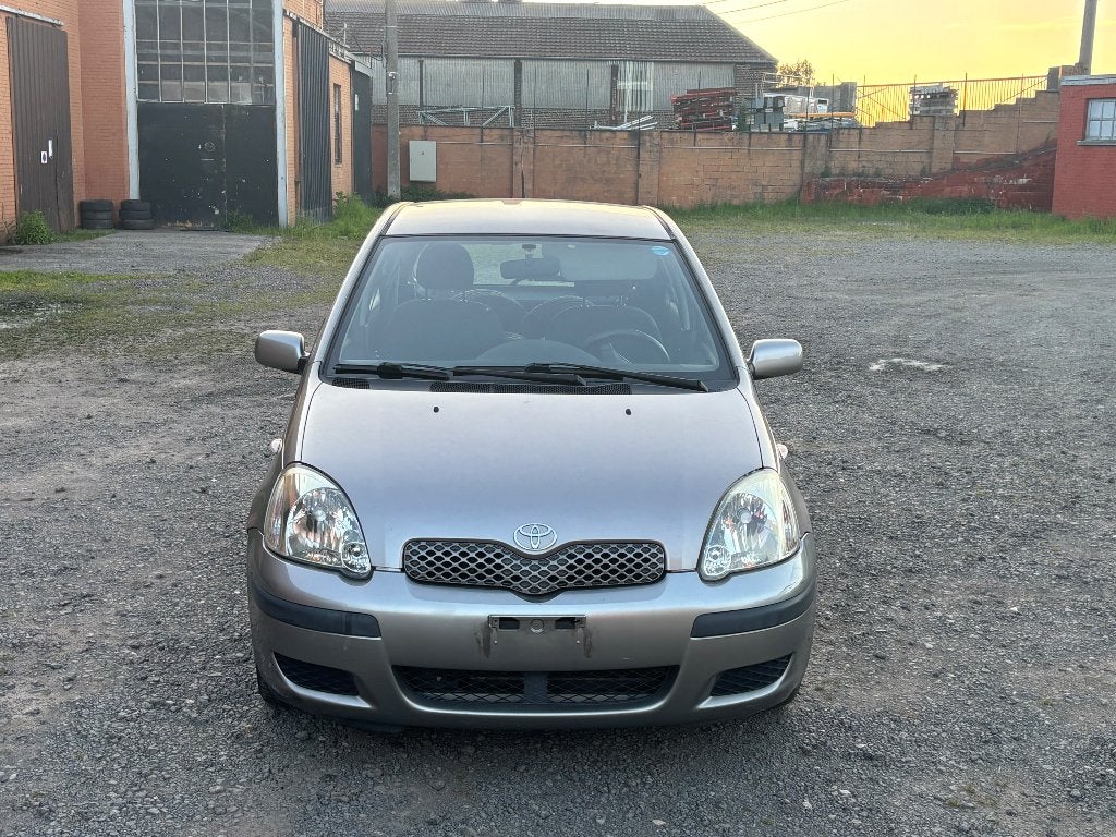 Toyota yaris essence, Auto's, Toyota, Airbags, Overige bekleding, Handgeschakeld, Particulier