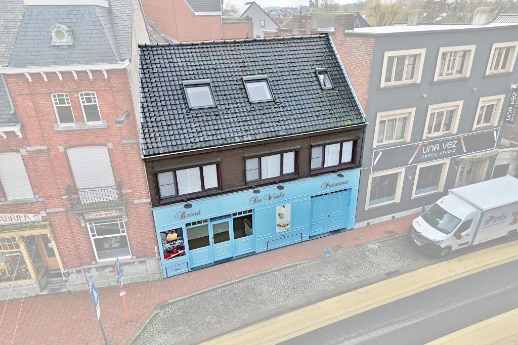 Lichtervelde - Handelswoning met 5 slpks op toplocatie!, Immo, 200 tot 500 m², Lichtervelde, 400 UC, 5 kamers