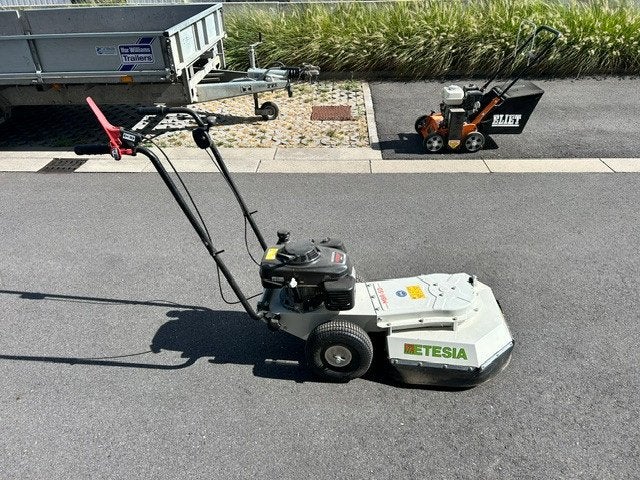 Etisia onkruidborstelmachine, Ophalen, Zo goed als nieuw, Etesia