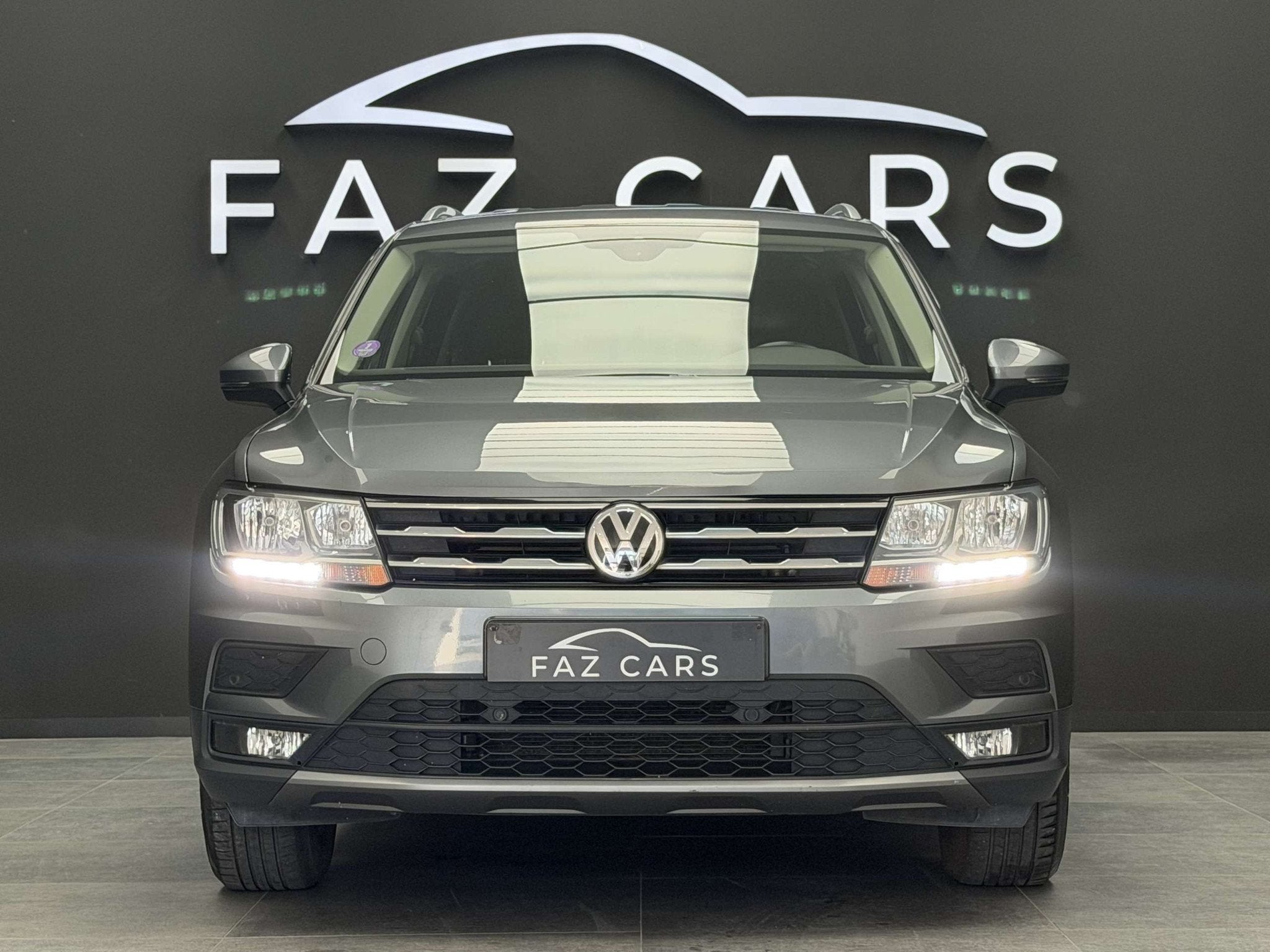 Volkswagen Tiguan Allspace 1.4 TSI Comfortline *1ER PROP + G, Autos, Volkswagen, 1395 cm³, Argent ou Gris, Achat, Entreprise