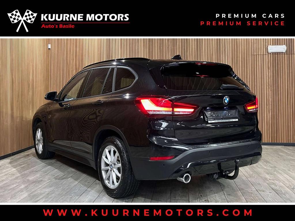 BMW X1 sDrive16dA Led/Leder/GpsPro/Pdc/Cam/Dab/Keyless/Bt *1, Auto's, 4 deurs, Gebruikt, Skiluik, 116 pk