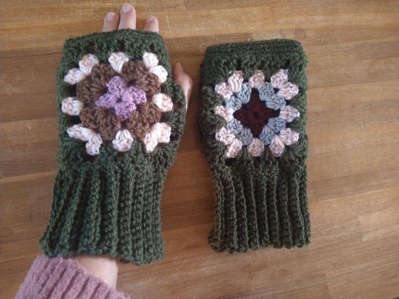 Groene granny square wanten handschoenen, Kleding | Dames, Mutsen, Sjaals en Handschoenen, Verzenden, Handschoenen