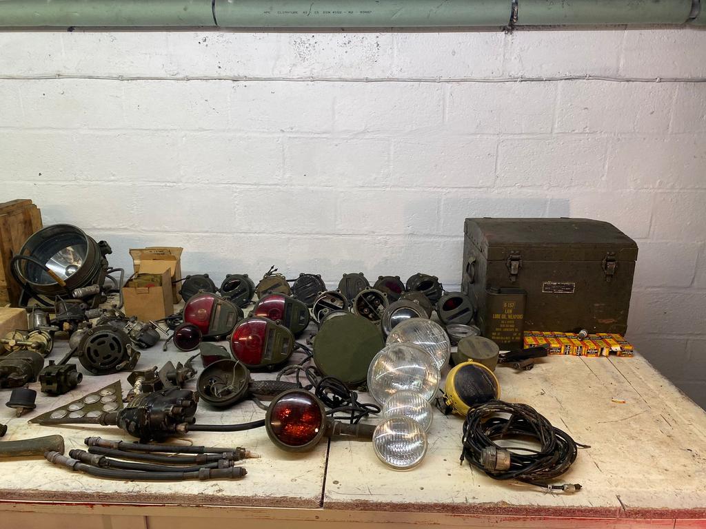 Onderdelen en accessoires militaire voertuigen, Verzamelen, Militaria | Algemeen, Ophalen, Landmacht