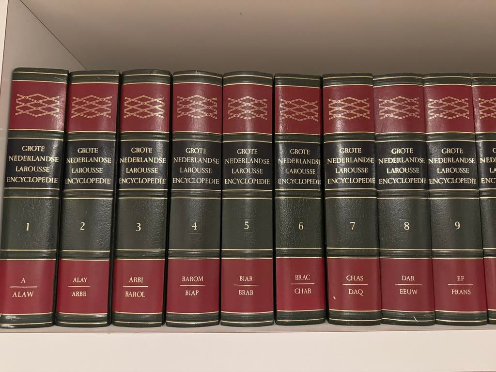 Larousse encyclopedie, Boeken, Encyclopedieën, Ophalen, Gelezen
