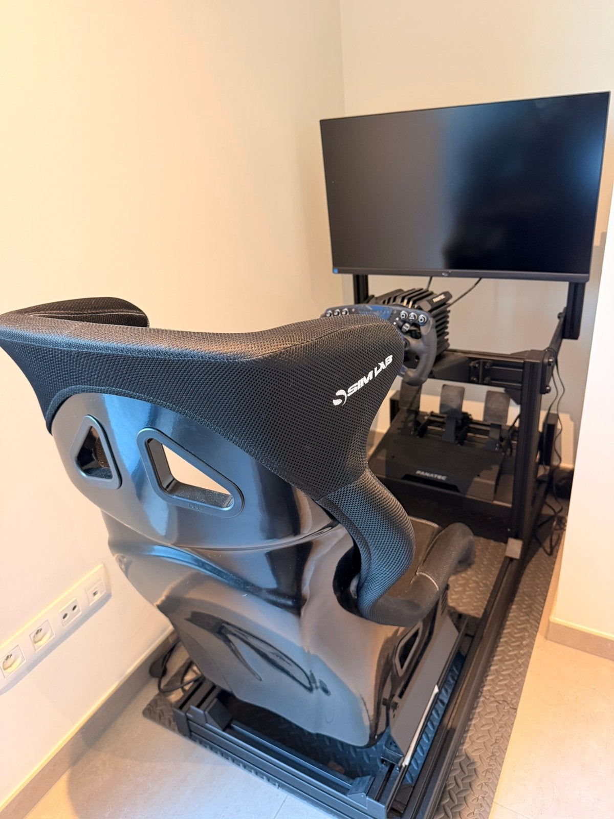 Fanatec DD+ 18Nm PS5/PC Sim Rig + GT1 Evo + 32" 4K, Enlèvement, Comme neuf