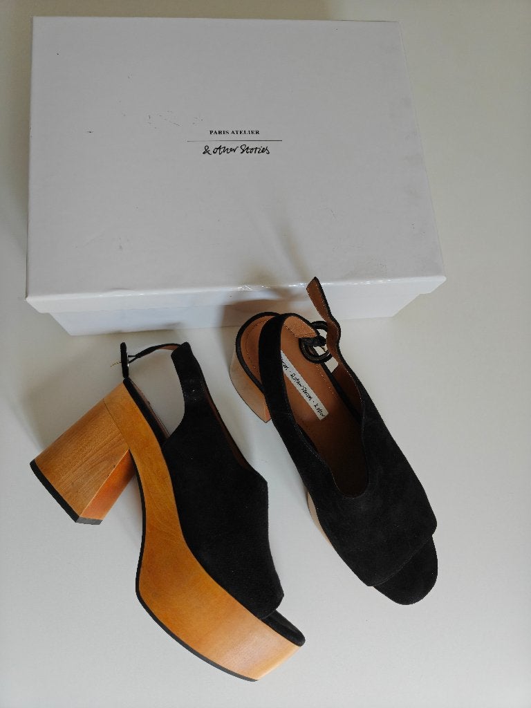 Other Stories Paris Atelier Suede Platform Clogs / Sandalen, Kleding | Dames, Schoenen, Zwart, Other Stories, Ophalen of Verzenden
