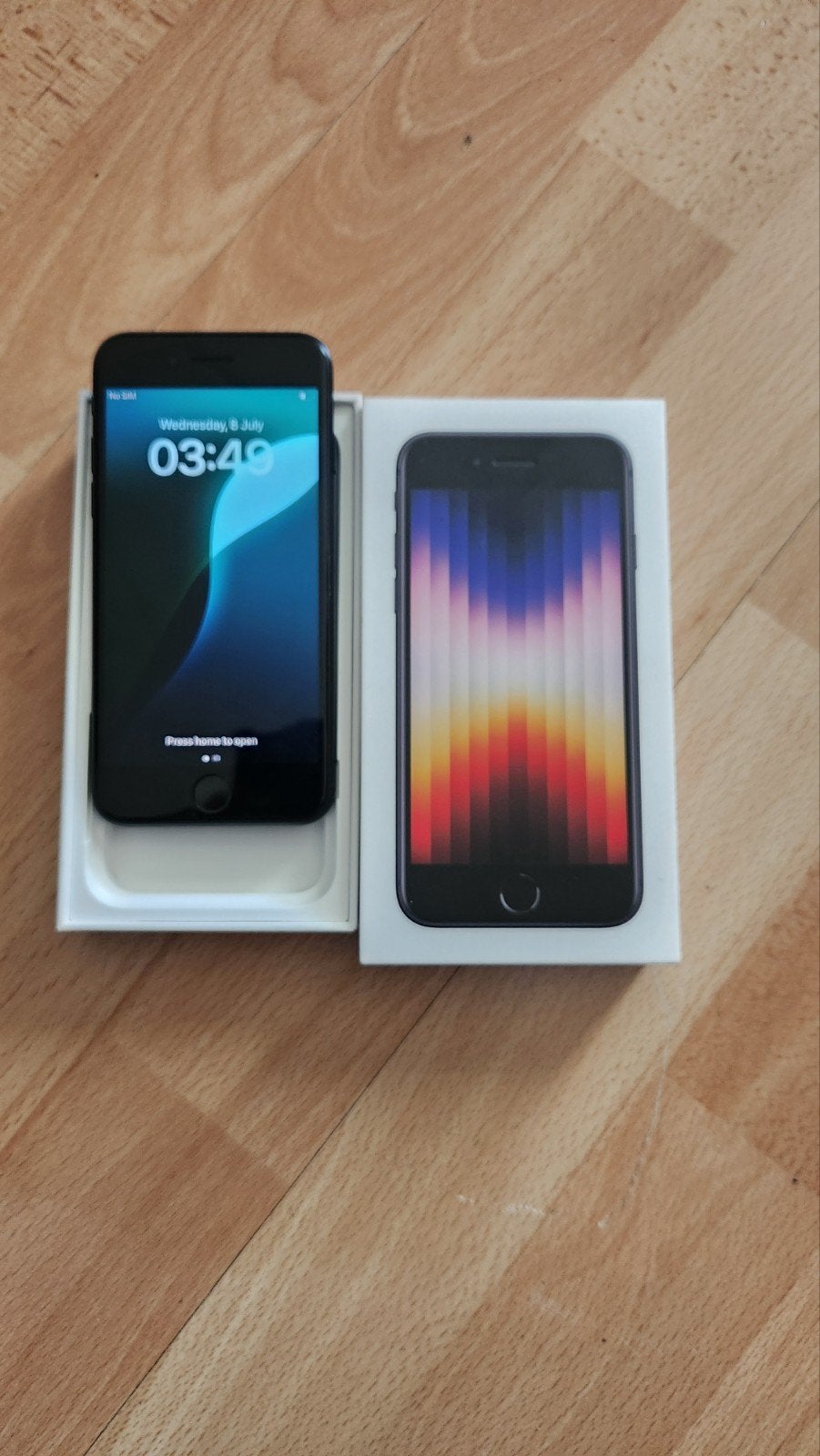 Te koop iPhone se 128gb 2022, Telecommunicatie, Mobiele telefoons | Apple iPhone, Ophalen, 128 GB, Zwart, Zo goed als nieuw