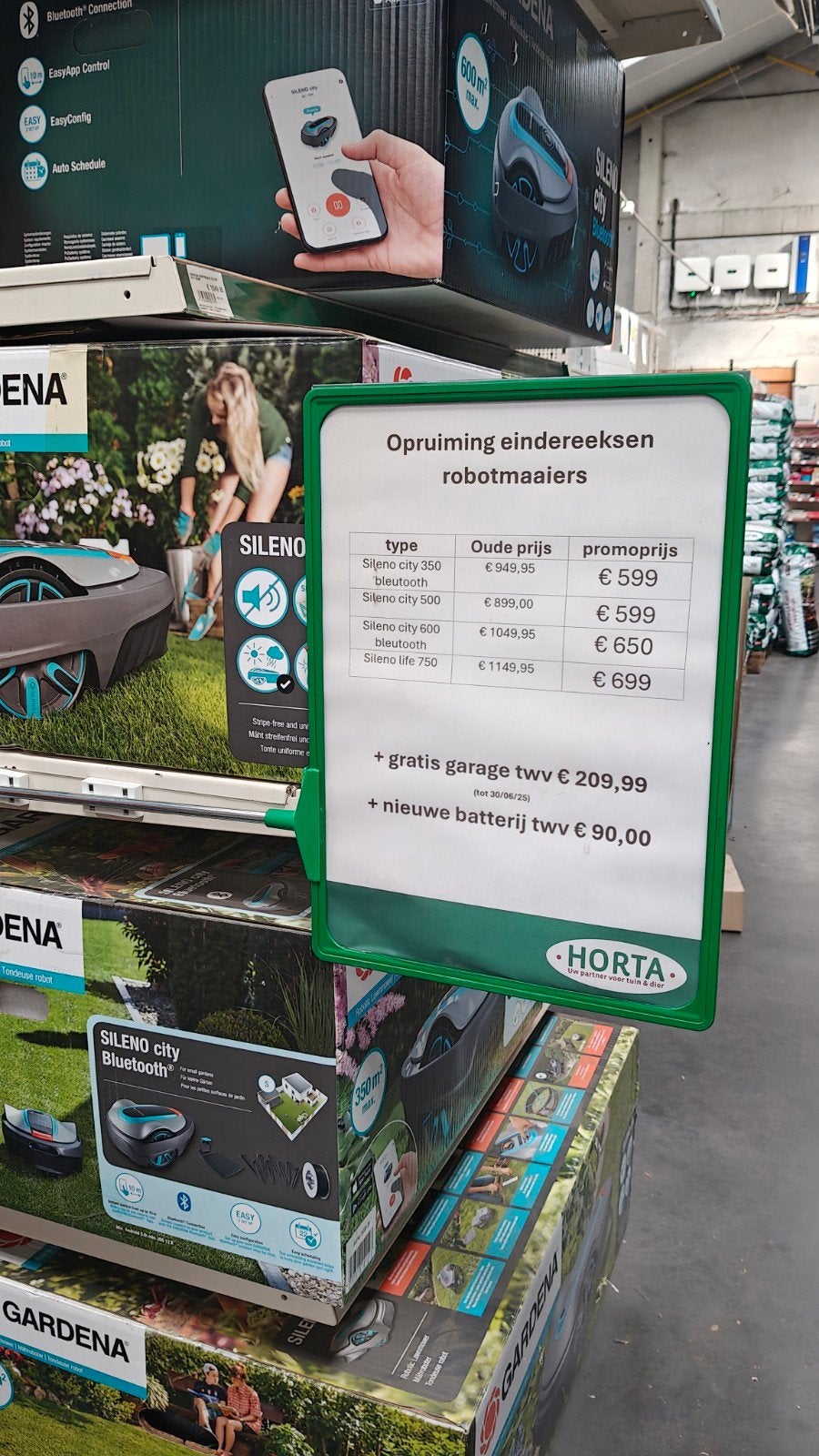 Robotmaaiers nieuw Gardena, Enlèvement
