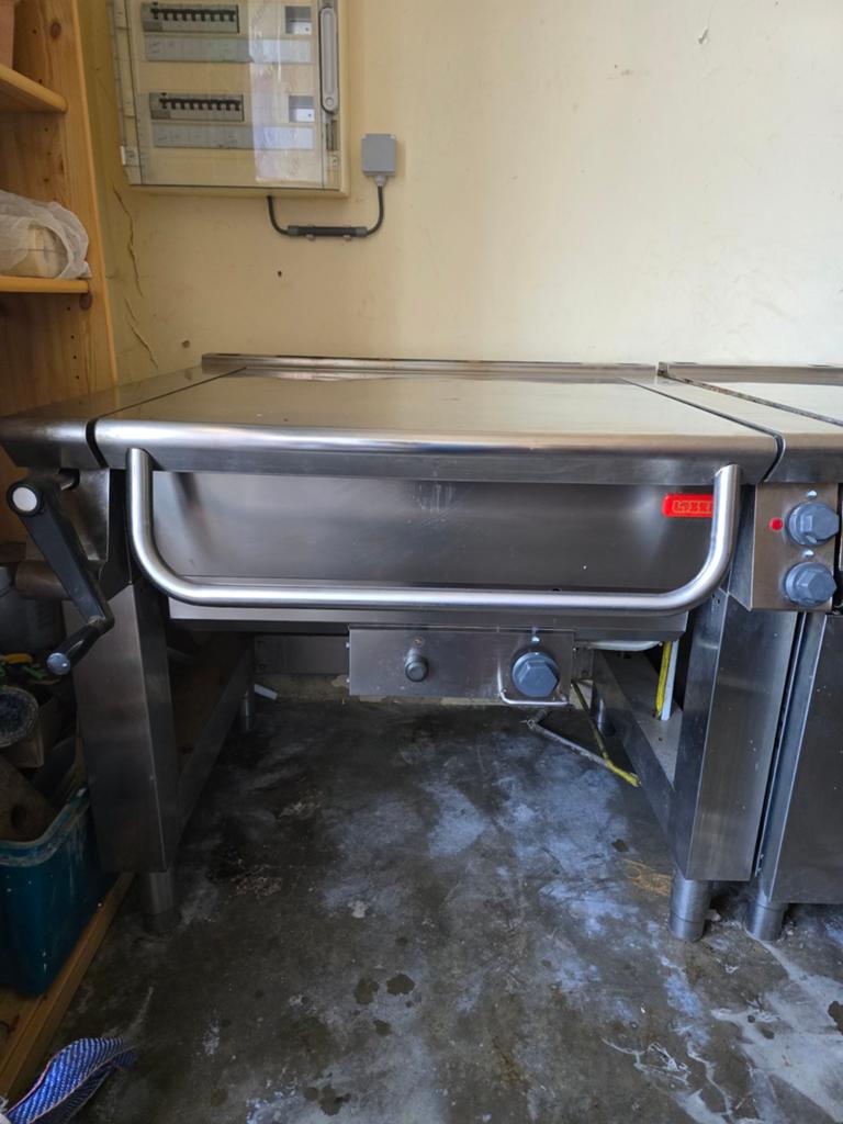 LOBRY kantelbare braadpan op gas — roestvrij staal — Pro, Ophalen, Reinigen