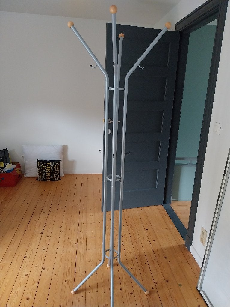 Metalen grote kapstok, Utilisé, Métal, Portemanteau sur pied, 150 à 200 cm