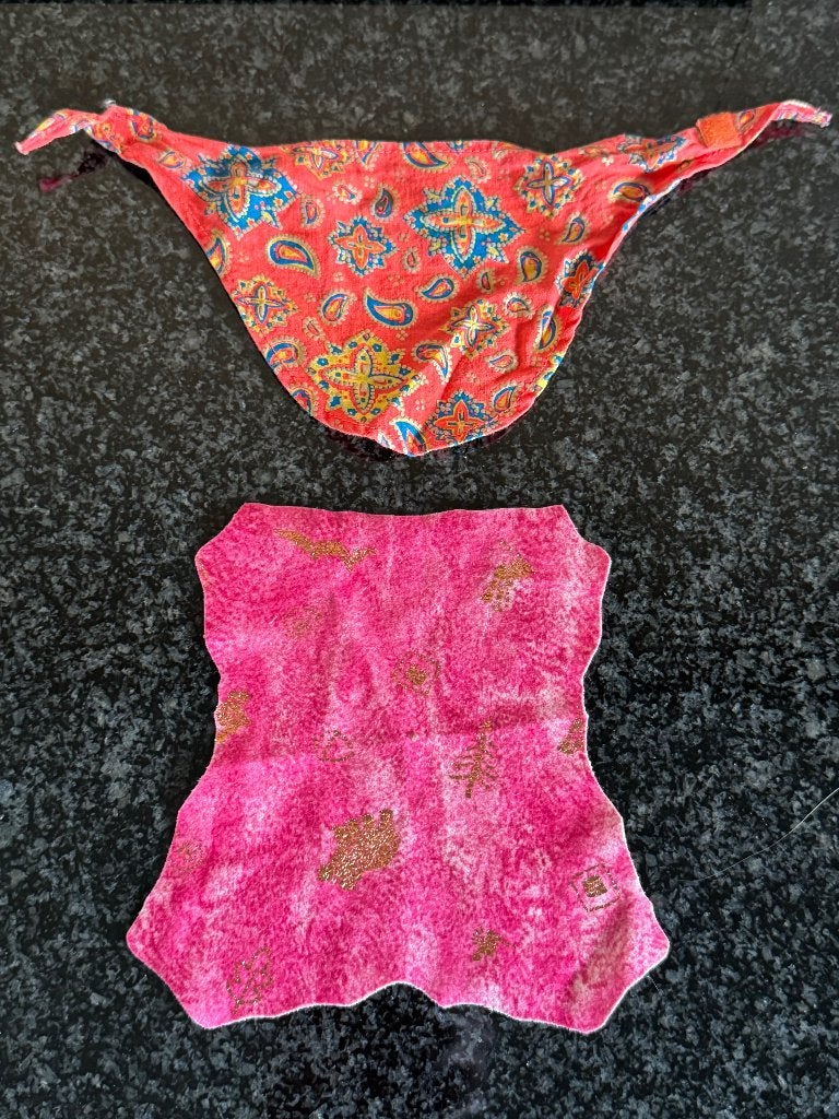 Barbie 1995 Pareo doek & Deken of sjaal ( vintage ), Enlèvement ou Envoi, Comme neuf, Vêtements