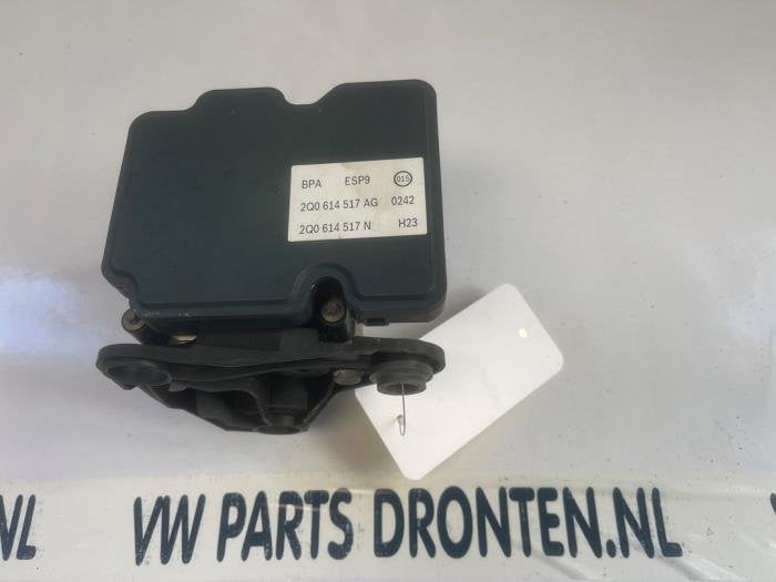 ABS Pomp van een Volkswagen Polo, Gebruikt, -, Volkswagen, -
