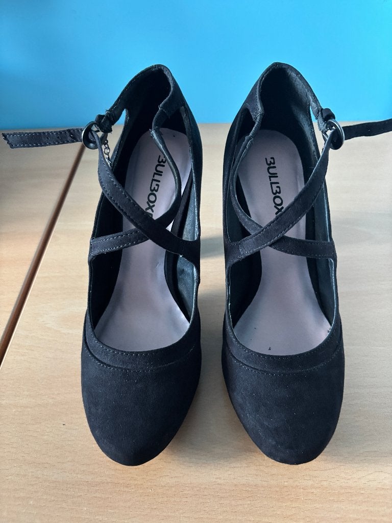 Zwarte stiletto's (maat 37), Zwart, Ophalen of Verzenden, Zo goed als nieuw, Schoenen met hoge hakken