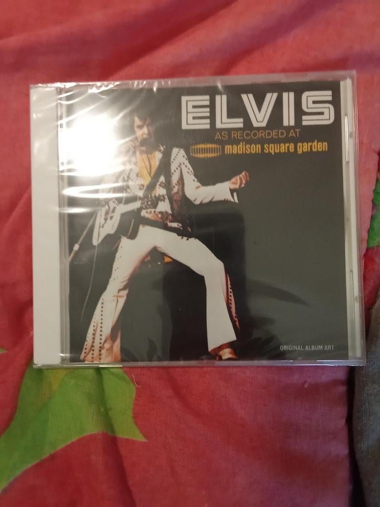 En tant que disque au Madison Square Garden CD, Enlèvement ou Envoi, Comme neuf, Pop rock