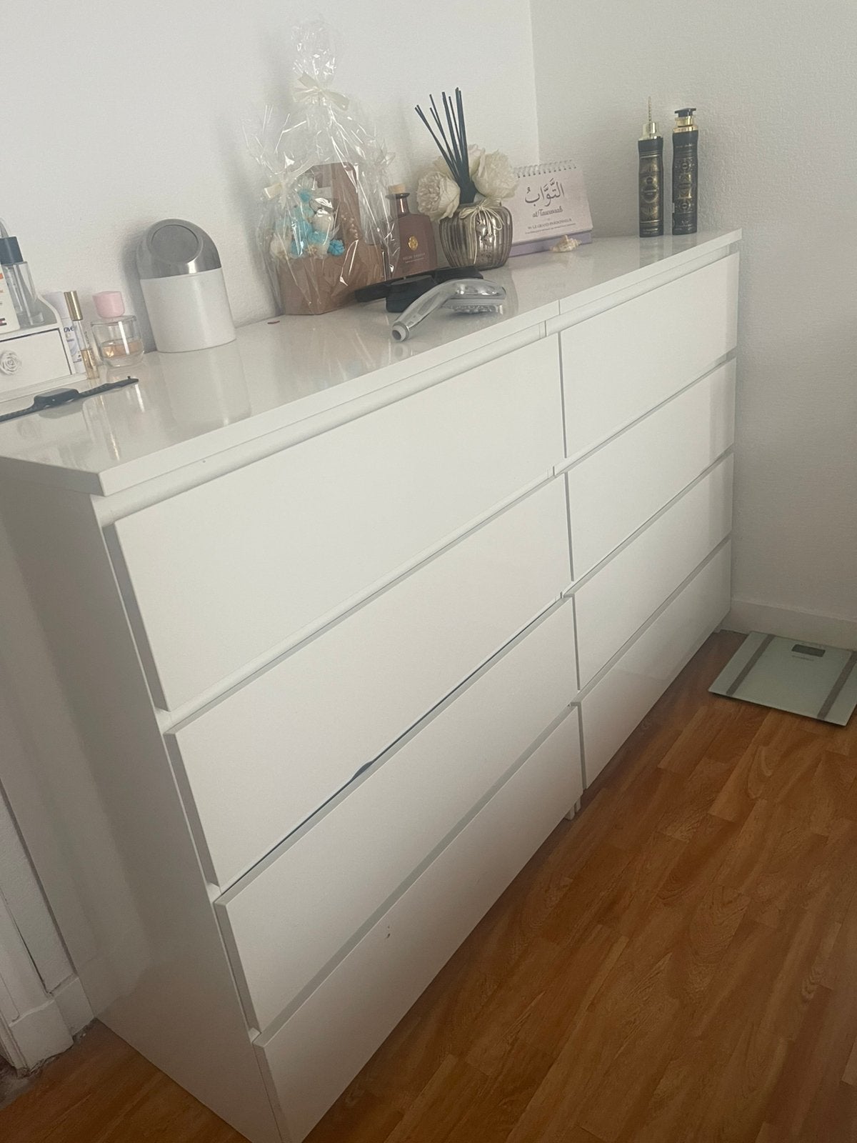 Commode laqué Ikea, Maison & Meubles, Enlèvement, Comme neuf