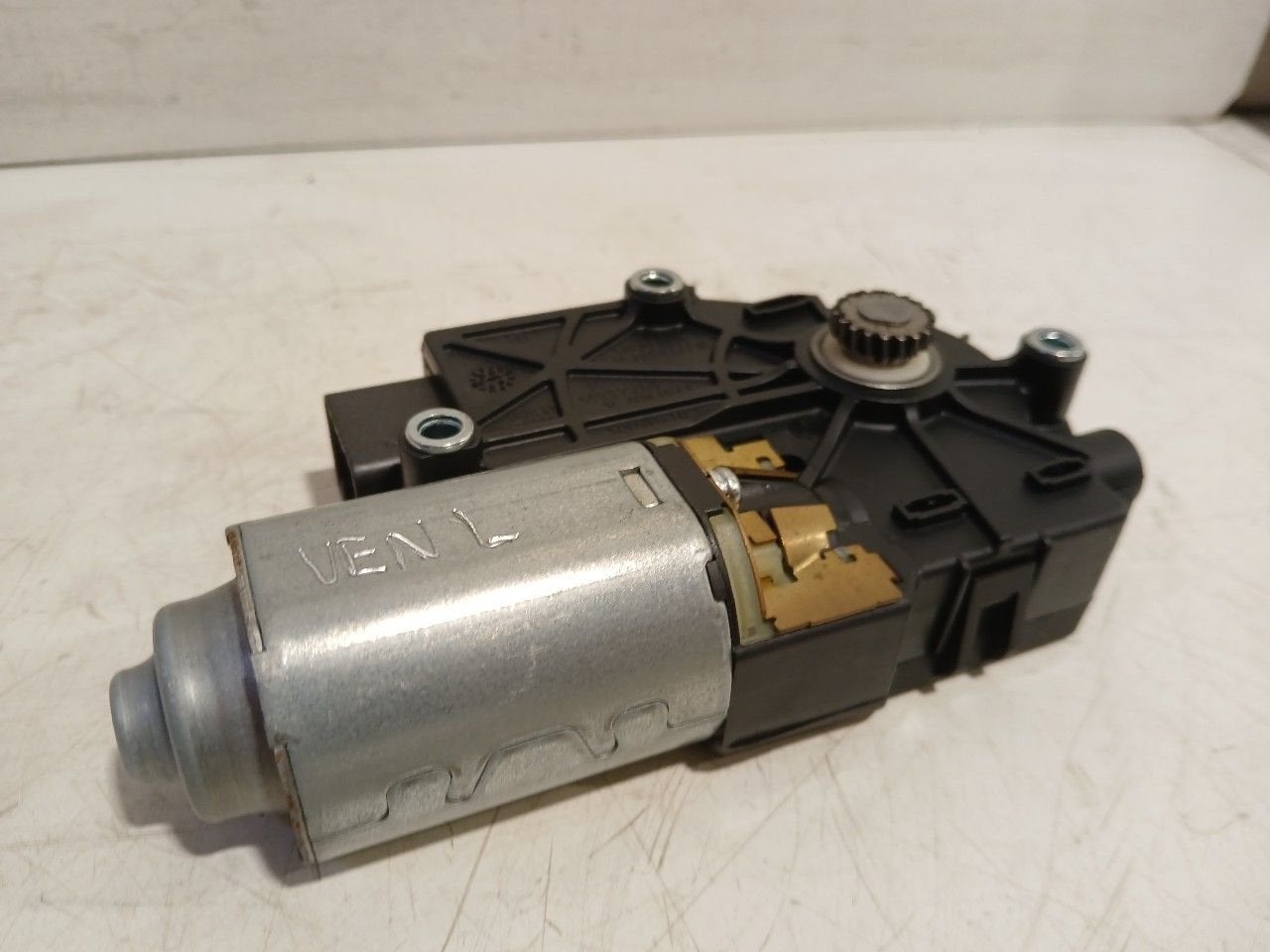 Motor open dak Hyundai Nexo, Onderdelen@venauto.nl, Van der Ven Autorecycling B.V., Gebruikt, Ettenseweg 76, 4706 PB Roosendaal, The Netherlands