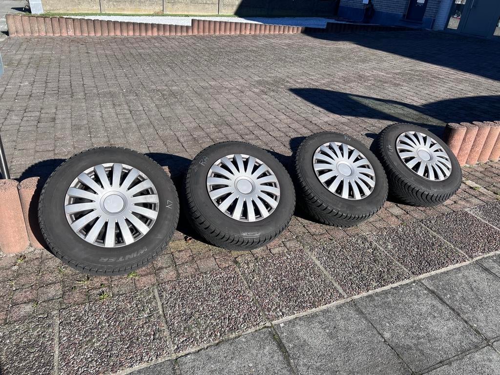 Pirelli Cinturauto Winter 195/65 R15 91T, Auto-onderdelen, Banden en Velgen, Ophalen, Gebruikt, 15 inch, Winterbanden